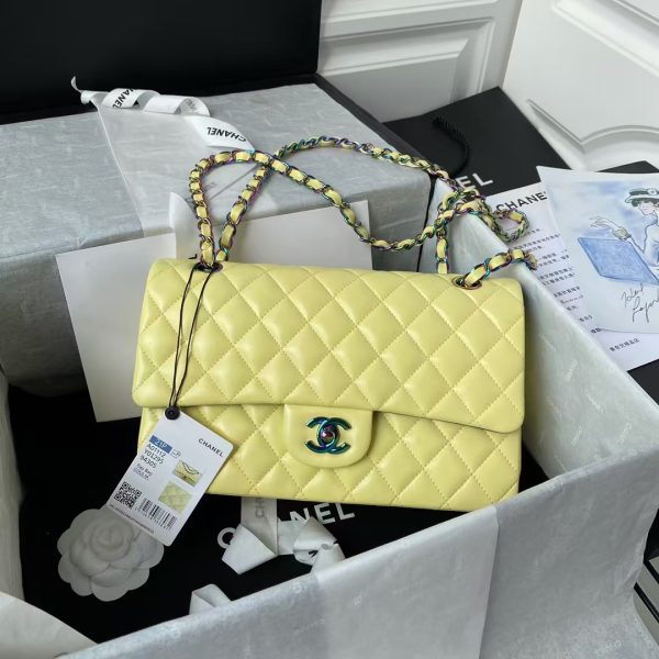 CHANEL CLASSIC 11.12 HANDBAG