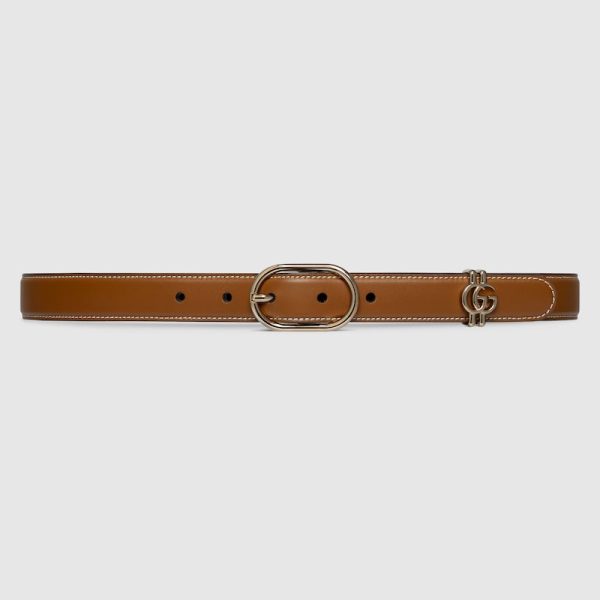 Belt with oval buckle