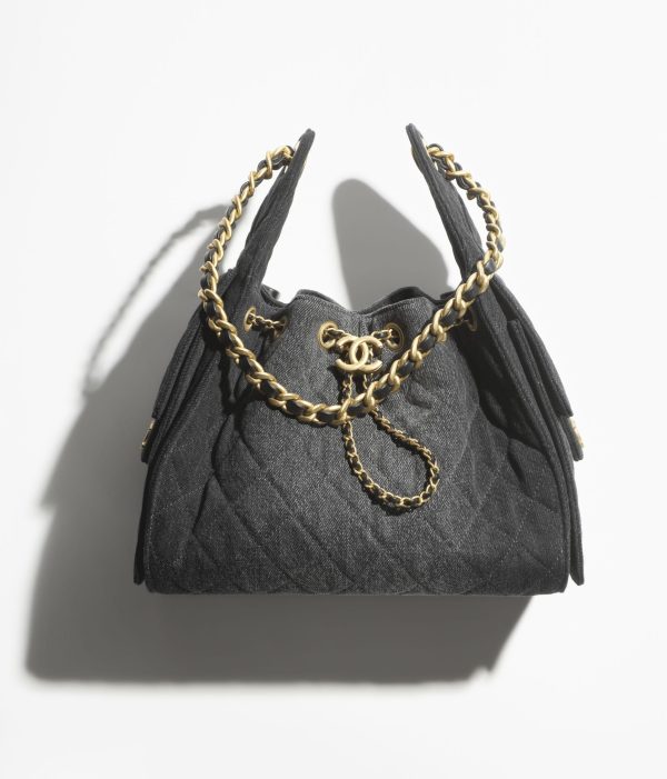 CHANEL 25 Small Handbag