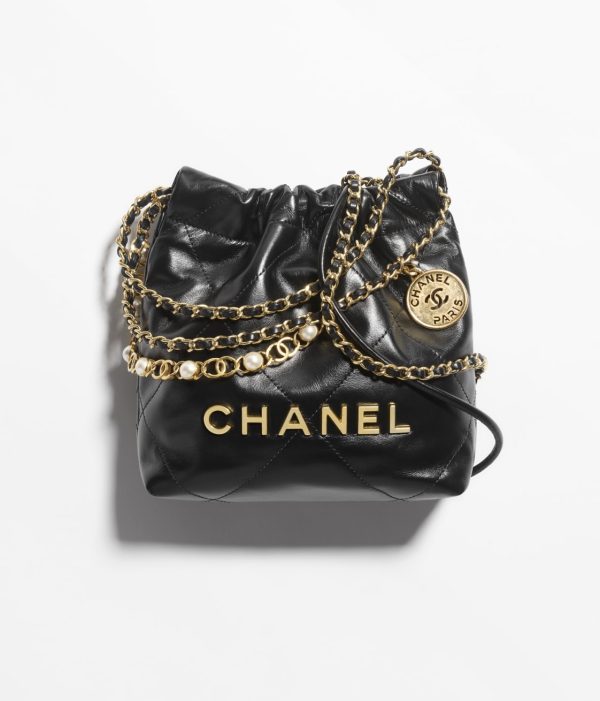 CHANEL 22 MINI HANDBAG