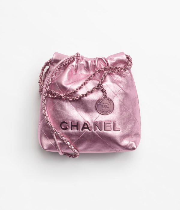 CHANEL 22 MINI HANDBAG