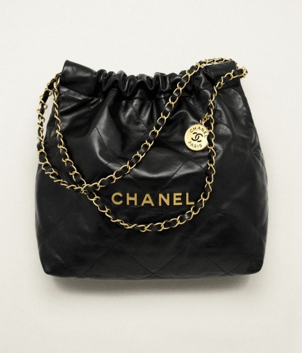 CHANEL 22 SMALL HANDBAG