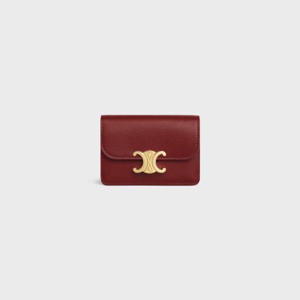 CARD HOLDER WITH FLAP TRIOMPHE IN SHINY CALFSKIN DARK RUBY