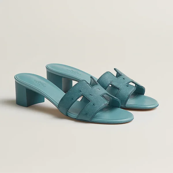Oasis sandal