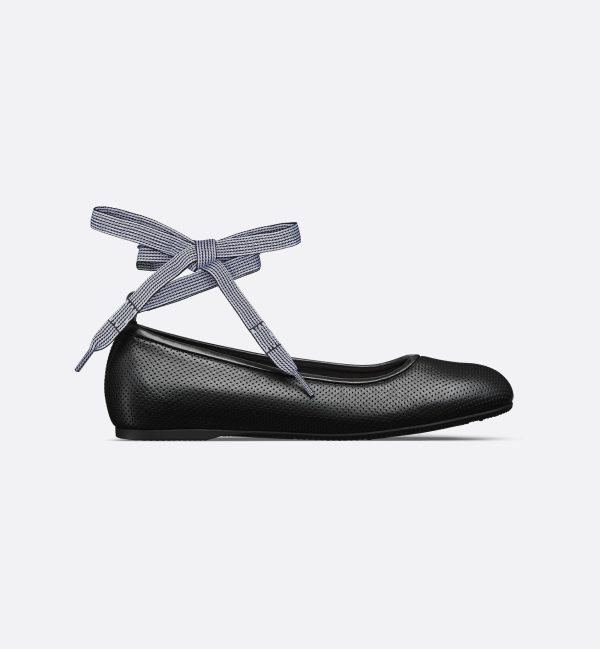D-Journey Lace-Up Ballet Flat