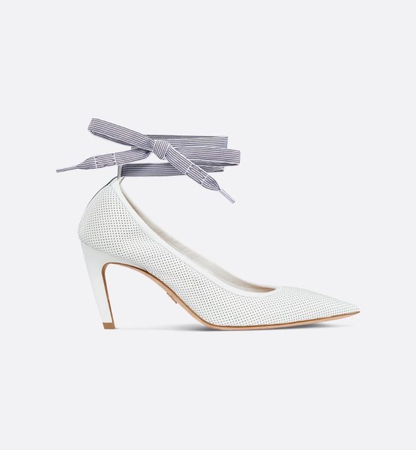 D-Journey Lace-Up Pump