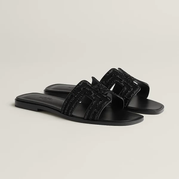Oran sandal