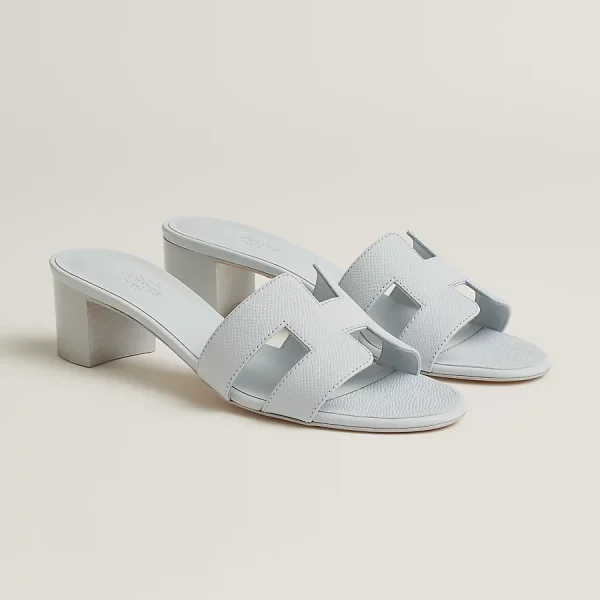 Oasis sandal