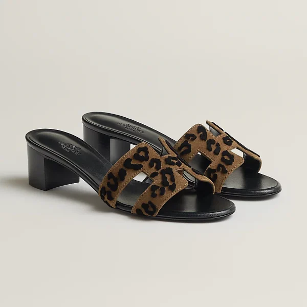 Oasis sandal