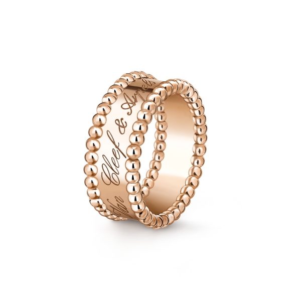 Perlee signature ring