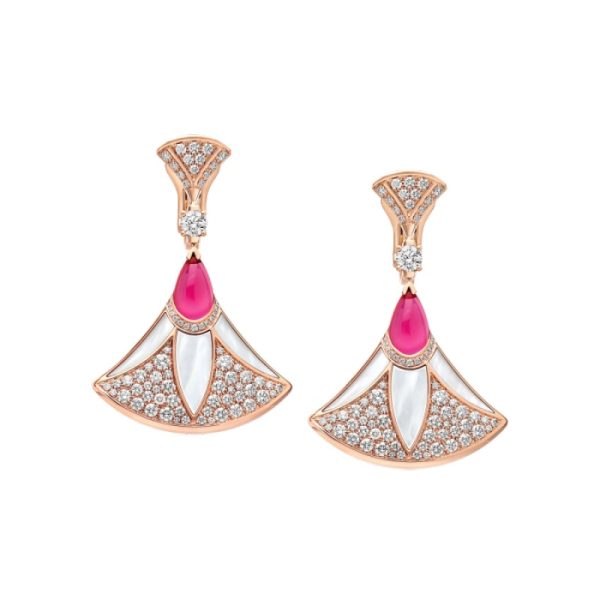 DIVAS’ DREAM earrings