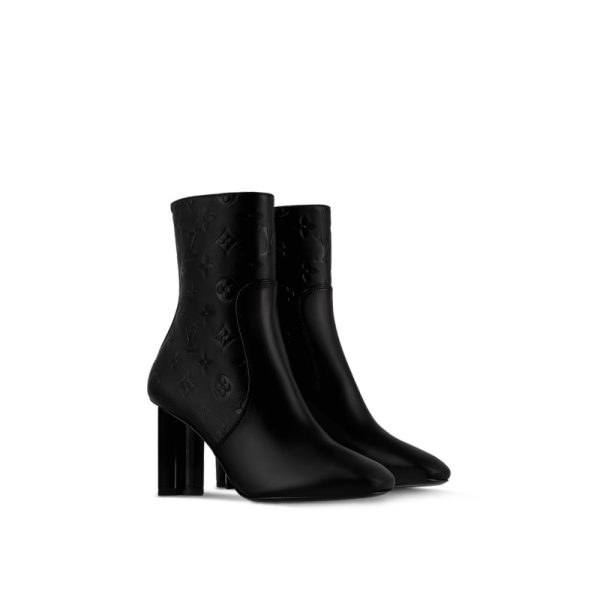 Silhouette Ankle Boot