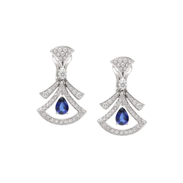 DIVAS’ DREAM earrings