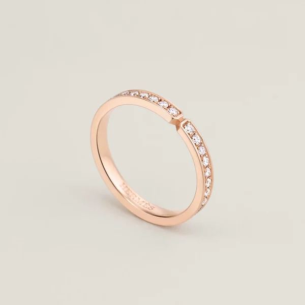 Ever Kelly wedding band, small model